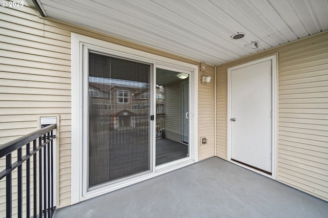 view of entrance to property