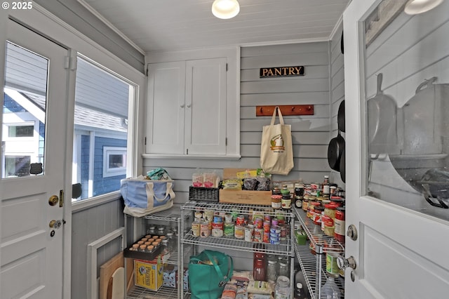 803 NE Laurelhurst Pl, Portland, OR 97232 - kitchen with white cabinetry