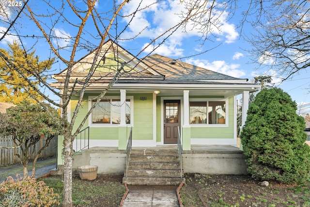 bungalow-style house featuring covered porch