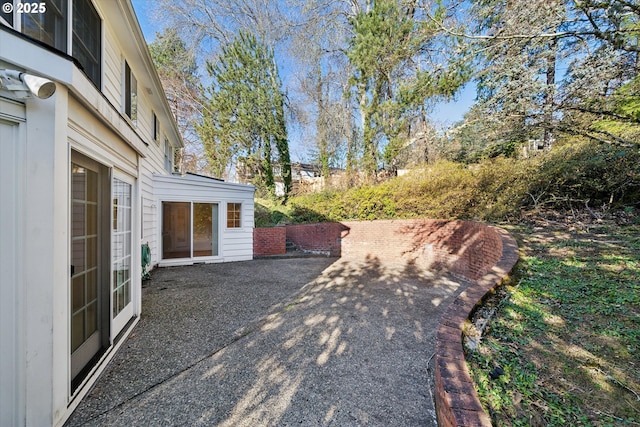 4401 SW Westdale Dr, Portland, OR 97221 - exterior space featuring a patio area