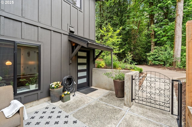 3777 Parkwood Way W, Linn, OR 97068 - view of patio featuring a gate