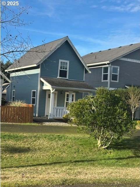 view of front of home with a front yard