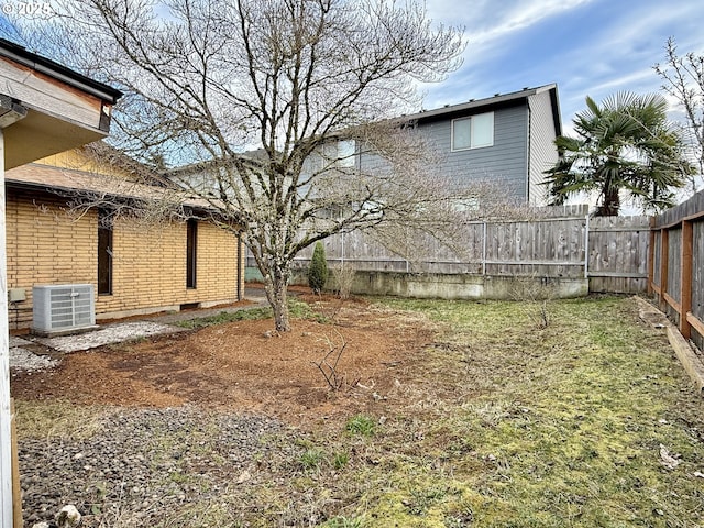 5207 NE 56th Way, Vancouver, WA 98661 - fenced backyard with central AC