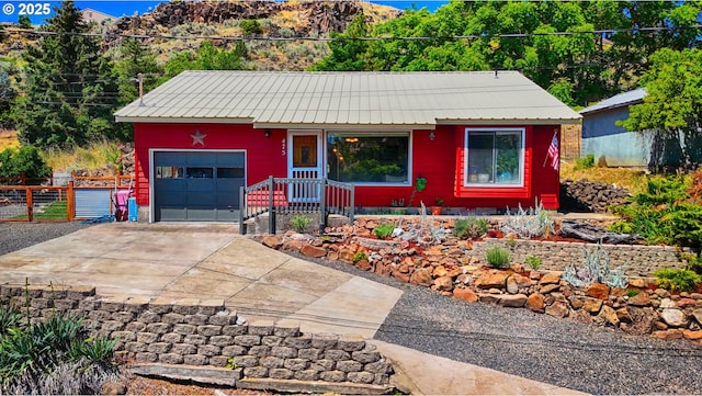 475 Burnham Ave, Maupin, OR 97037 - view of front of home with driveway and an attached garage