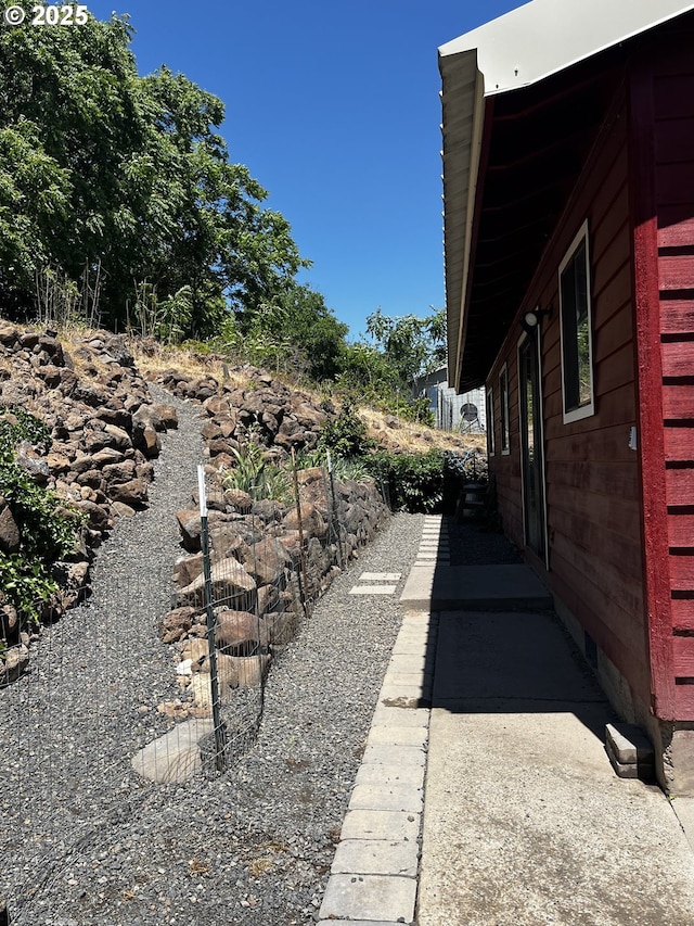 475 Burnham Ave, Maupin, OR 97037 - view of property exterior with crawl space
