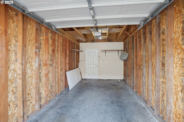 5264 NE 121st Ave Unit K67, Vancouver, WA 98682 - garage featuring a garage door opener