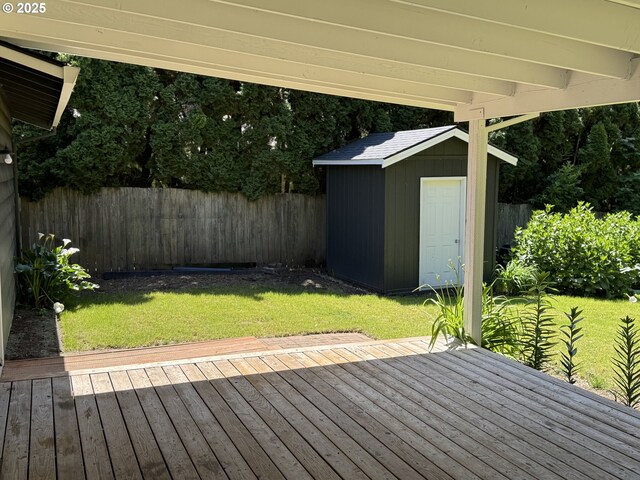 2420 Margery St, West Linn, OR 97068 - view of wooden terrace