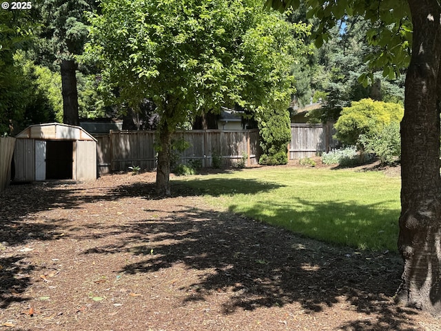 2420 Margery St, West Linn, OR 97068 - view of yard