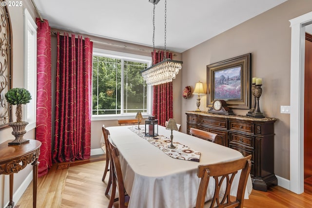 12919 NE 37th Ct, Vancouver, WA 98686 - dining area with light wood-type flooring and a chandelier