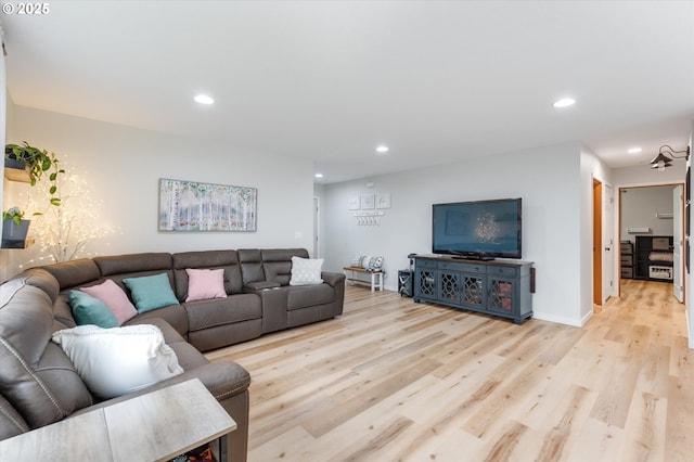 110 Axis Rd, Castle Rock, WA 98611 - living area featuring recessed lighting and wood finished floors