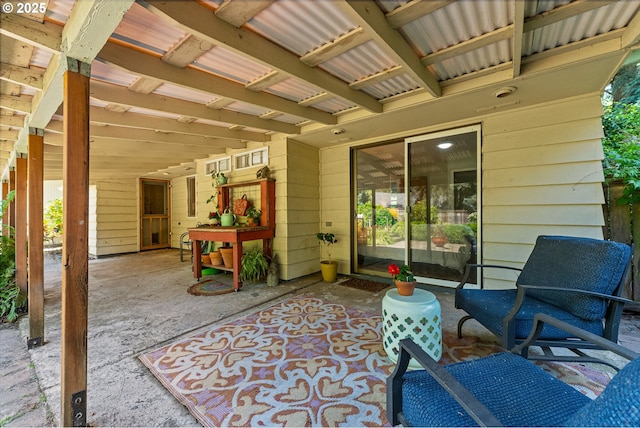 16511 NE Wasco St, Portland, OR 97230 - view of patio
