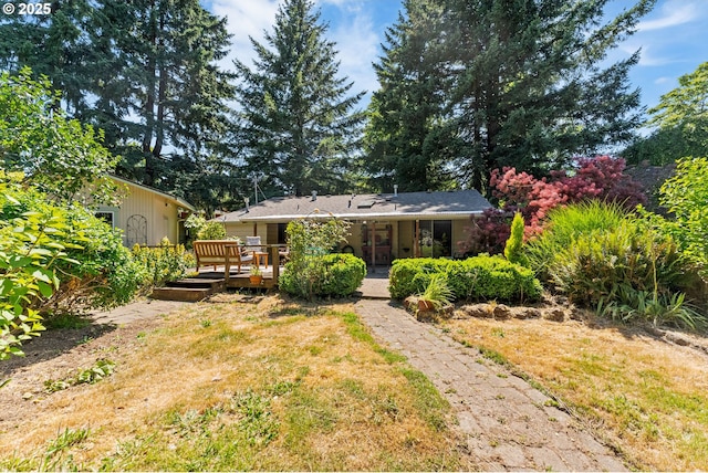 16511 NE Wasco St, Portland, OR 97230 - rear view of property featuring a deck and a yard