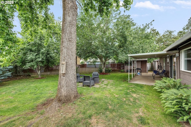 7353 SE Thiessen Rd, Milwaukie, OR 97267 - fenced backyard with a patio area