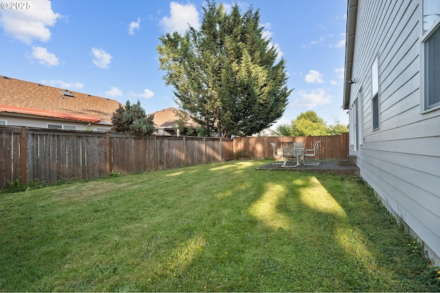 1545 NE Gertz Rd, Portland, OR 97211 - view of yard