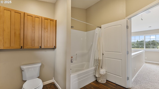 87951 Blazer Ln, Bandon, OR 97411 - full bathroom featuring shower / tub combo and wood finished floors