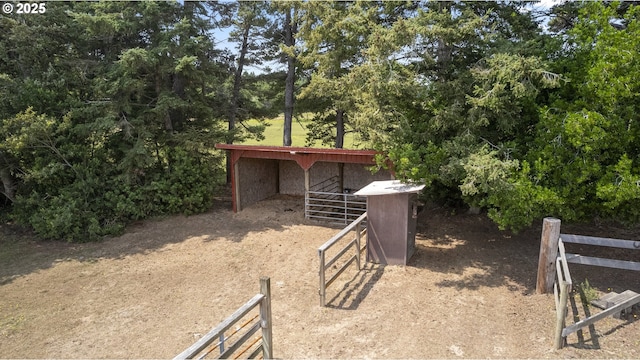 87951 Blazer Ln, Bandon, OR 97411 - view of yard featuring an exterior structure and an outdoor structure