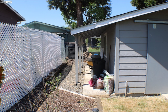 131 Mountain View Ave, Myrtle Creek, OR 97457 - view of side of property