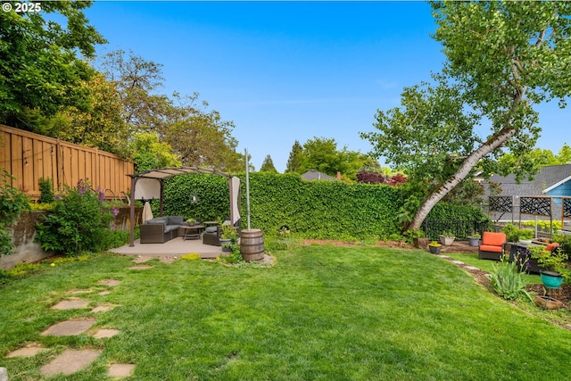 224 NE 44th Ave, Portland, OR 97213 - view of yard with outdoor lounge area and a patio