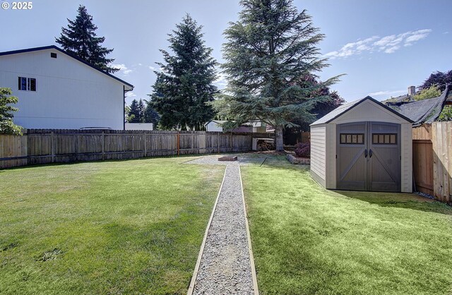10808 NE 92nd Cir, Vancouver, WA 98662 - fenced backyard featuring a storage unit