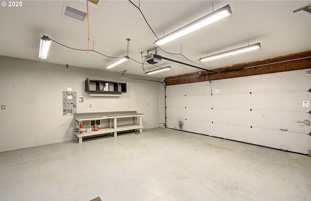 10808 NE 92nd Cir, Vancouver, WA 98662 - garage with a garage door opener