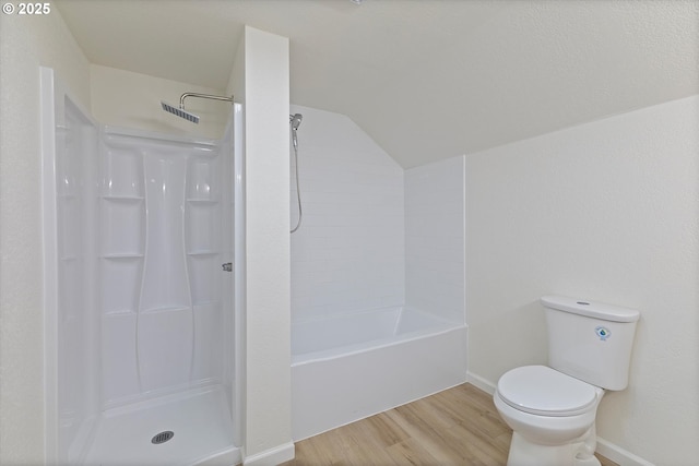 921 SE 168th Ave, Portland, OR 97233 - full bathroom with wood finished floors and lofted ceiling