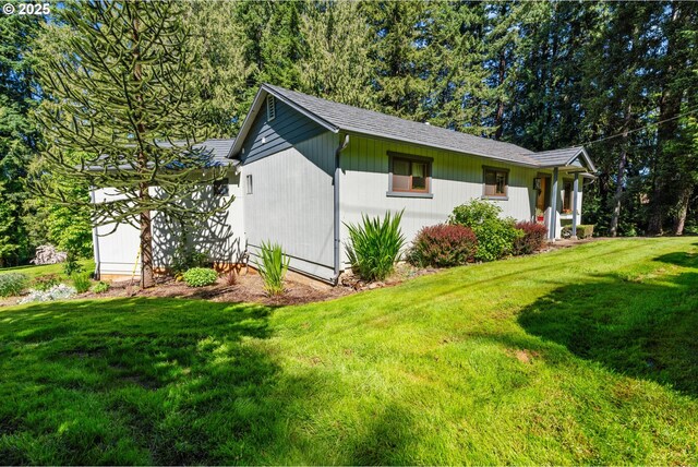 25465 S Beavercreek Rd, Beavercreek, OR 97004 - view of home's exterior with a yard