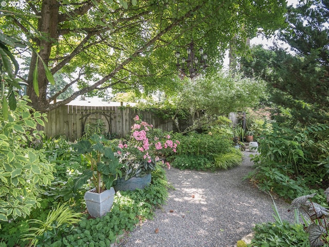 17758 SE Washington St, Portland, OR 97233 - view of yard