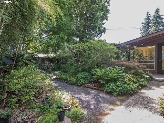 17758 SE Washington St, Portland, OR 97233 - view of yard