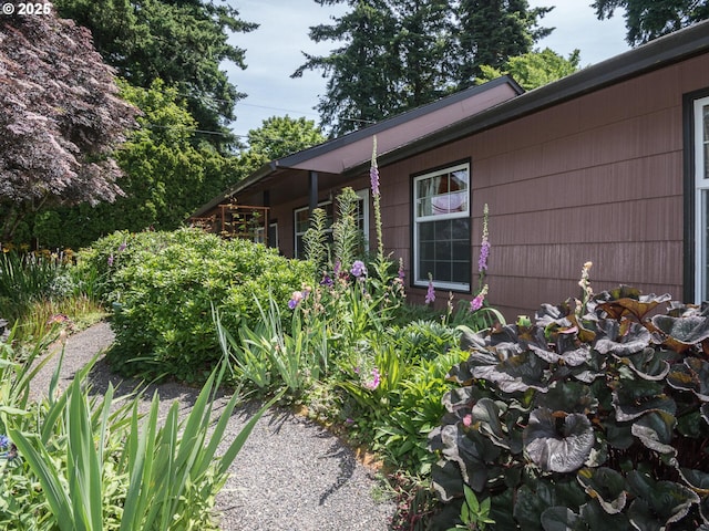 17758 SE Washington St, Portland, OR 97233 - view of side of property