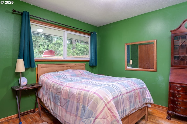 11102 SE 51st Ave, Milwaukie, OR 97222 - bedroom with wood finished floors and baseboards