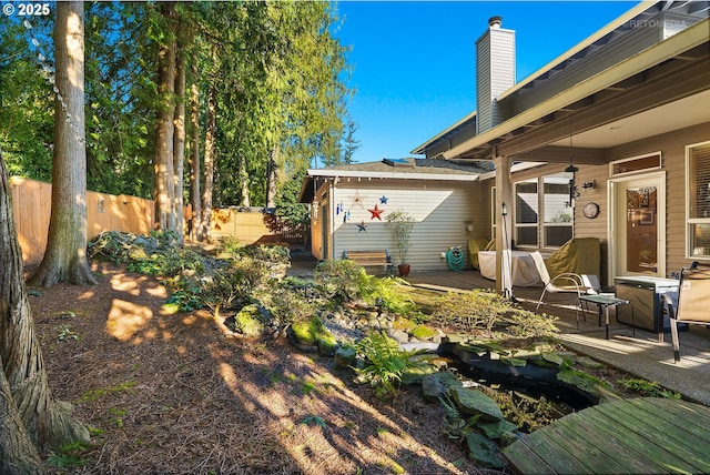 view of yard featuring a patio area