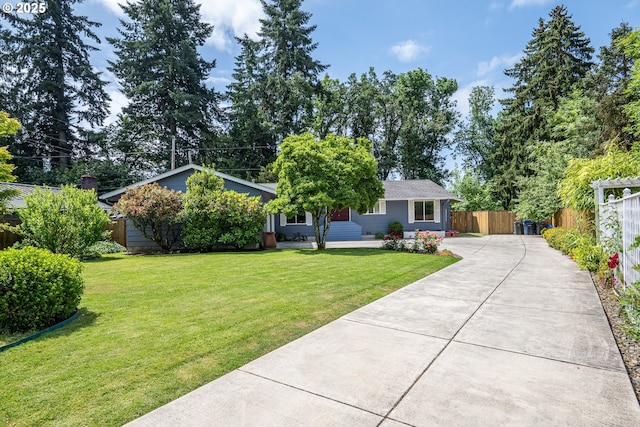 1444 Russet Dr, Eugene, OR 97401 - view of front facade with driveway