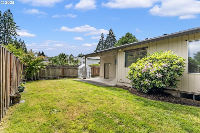 12370 SW 121st Ave, Tigard, OR 97223 - view of yard with a storage shed