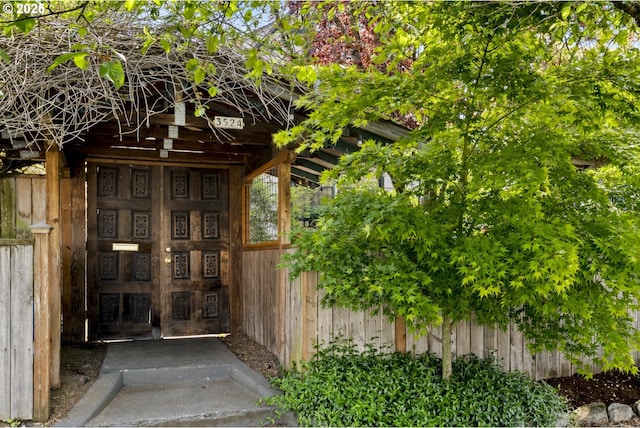 view of property entrance