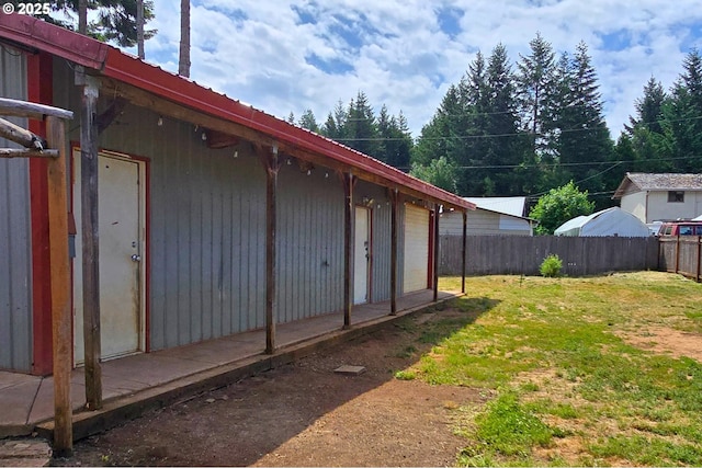 49626 High Prairie Loop, Oakridge, OR 97463 - view of yard with a garage