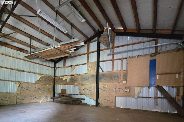49626 High Prairie Loop, Oakridge, OR 97463 - garage featuring metal wall
