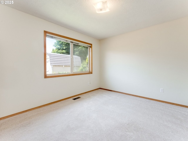 651 SW Westview Dr, Mcminnville, OR 97128 - spare room with light colored carpet and baseboards
