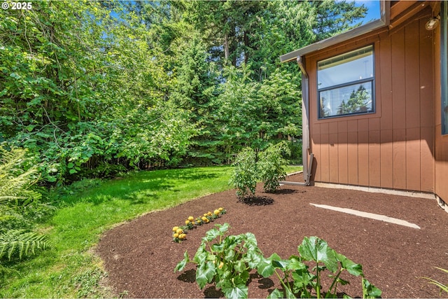 1430 NW 19th St, Gresham, OR 97030 - view of grassy yard