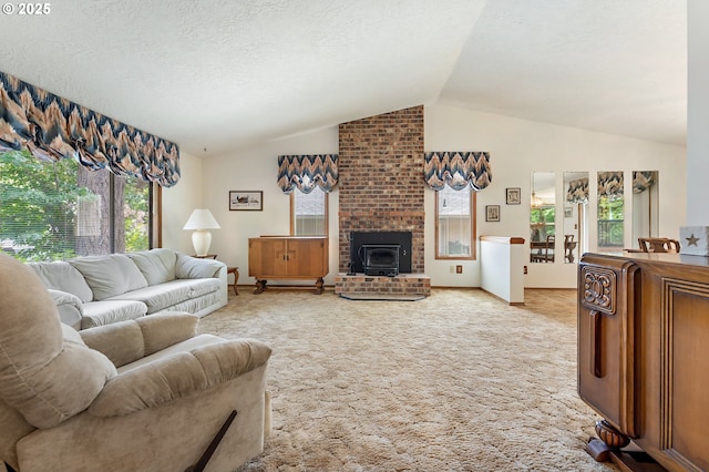 1430 NW 19th St, Gresham, OR 97030 - living area featuring vaulted ceiling and light colored carpet