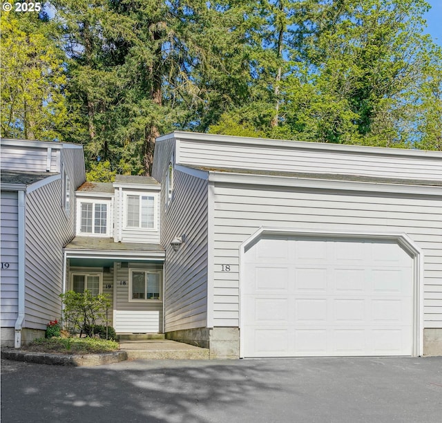 4001 12th St Cut Off SE Unit 18, Salem, OR 97302 - view of front facade with a garage and driveway
