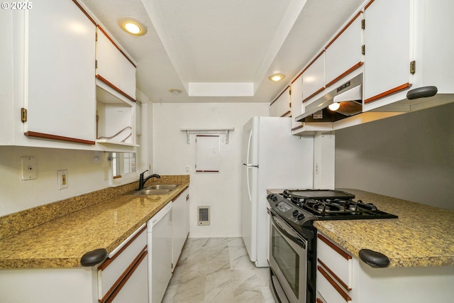 4001 12th St Cut Off SE Unit 18, Salem, OR 97302 - kitchen featuring stainless steel gas range, a sink, dishwasher, under cabinet range hood, and light marble finish flooring
