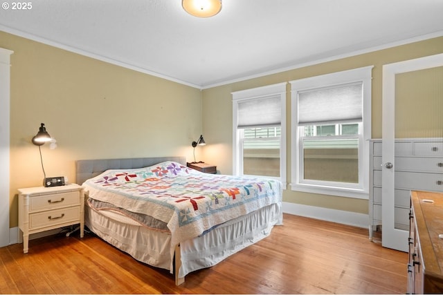 165 15th St, Salem, OR 97301 - bedroom with crown molding and light wood finished floors