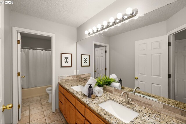 4025 Horton Rd, West Linn, OR 97068 - bathroom featuring double vanity, a textured ceiling, and shower / bath combination with curtain