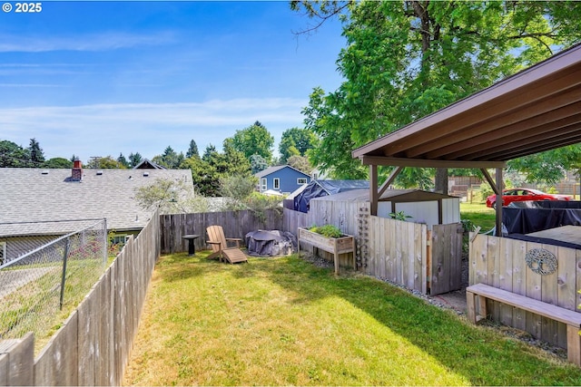 2210 Winter St SE, Salem, OR 97302 - fenced backyard with a storage shed