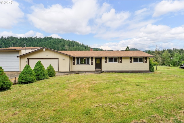 1223 Sable Dr, Roseburg, OR 97470 - single story home with an attached garage, a front yard, and a chimney