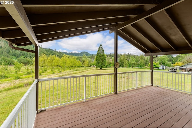 1223 Sable Dr, Roseburg, OR 97470 - deck with a yard and a mountain view
