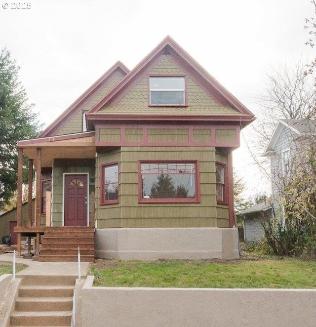 934 SE Nehalem St, Portland, OR 97202 - victorian-style house featuring covered porch