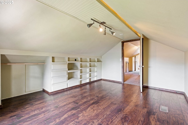 622 C St, Washougal, WA 98671 - additional living space with wood finished floors, vaulted ceiling, and built in shelves
