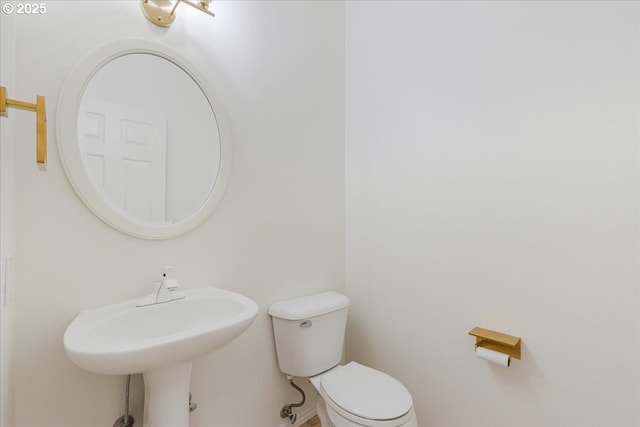 18169 SW Shady Meadow Ct, Beaverton, OR 97007 - half bath with toilet