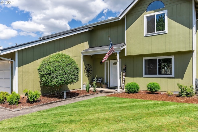 1111 S 44th St, Springfield, OR 97478 - view of front facade featuring a front yard